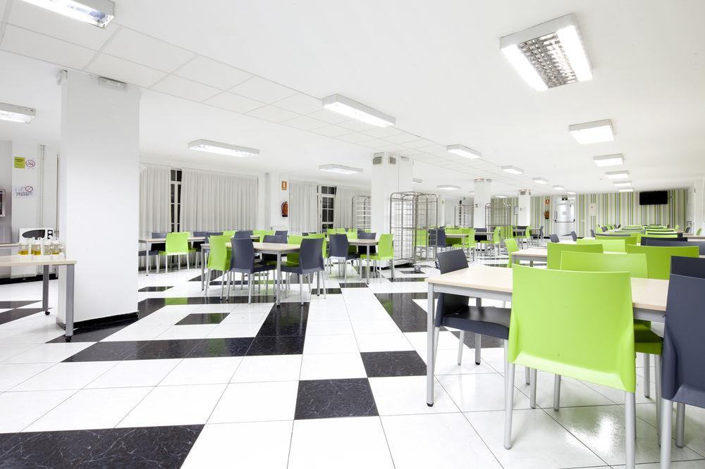 Residencia Universitaria Resa Siglo XXI Culleredo Exteriör bild