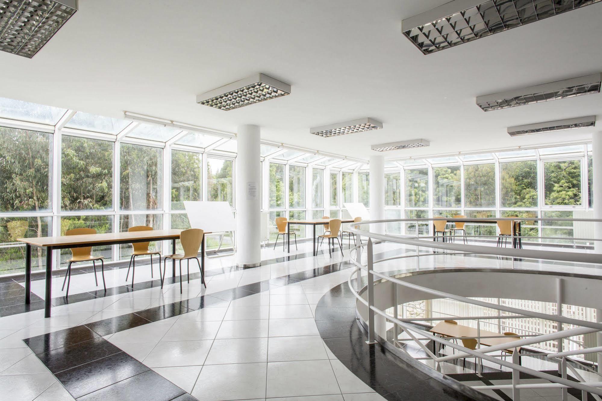 Residencia Universitaria Resa Siglo XXI Culleredo Exteriör bild