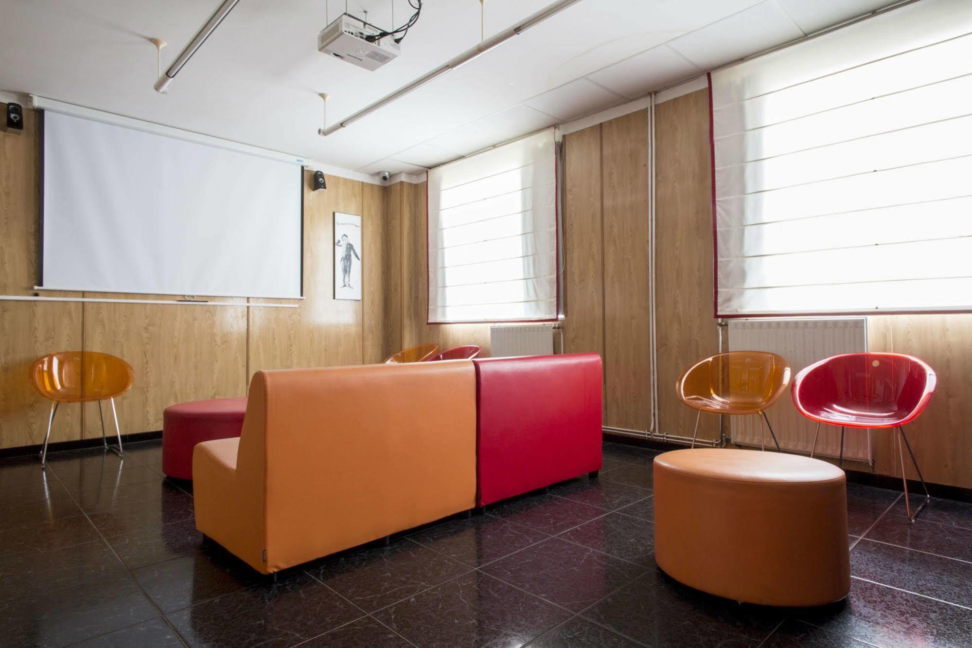 Residencia Universitaria Resa Siglo XXI Culleredo Exteriör bild